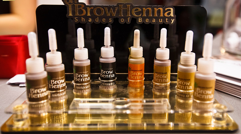 Красота бровей: 3 способа сделать их идеальными