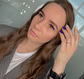 Елена Надежкина