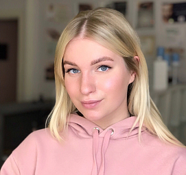 Анна Доценко