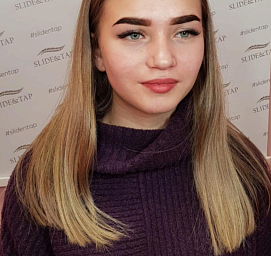 Анна Косова