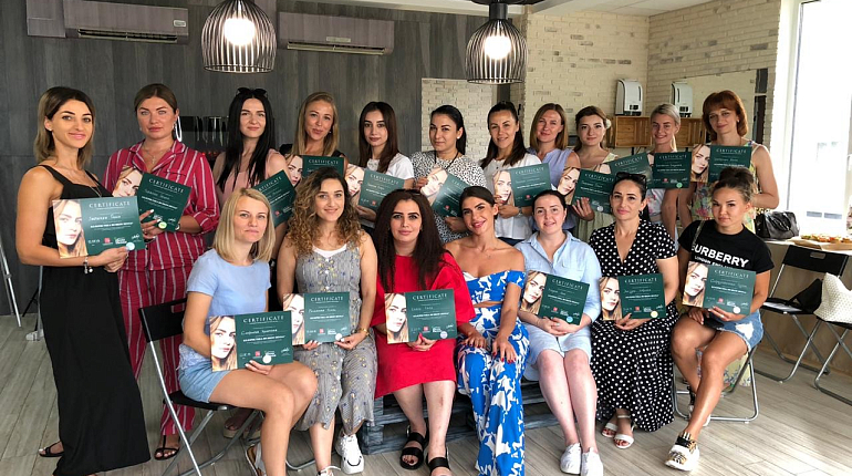 Август с BrowXenna®